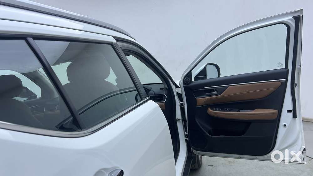 Honda Elevate Zx Cvt, 2023, Petrol