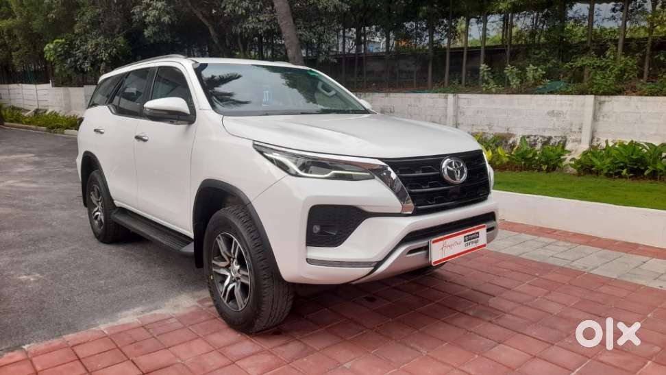 Toyota Fortuner 4X2 AT 2.8 Diesel, 2023, Diesel