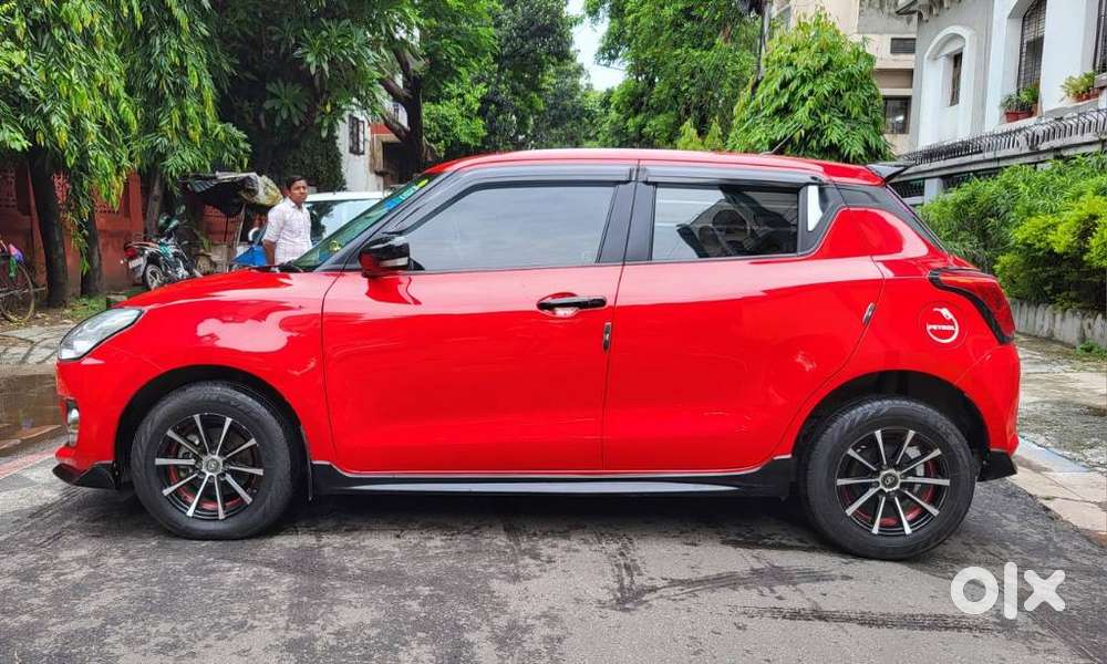 Maruti Suzuki Swift Vxi + Manual, 2023, Petrol