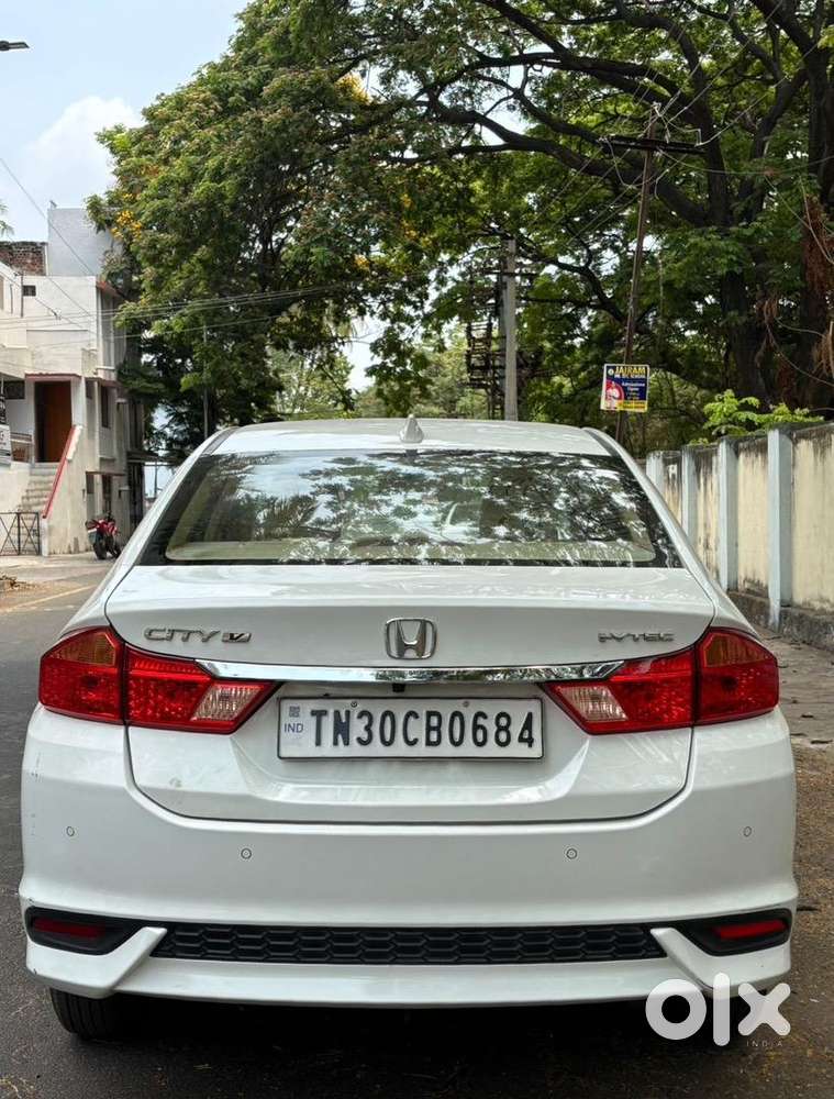 Honda City V Petrol