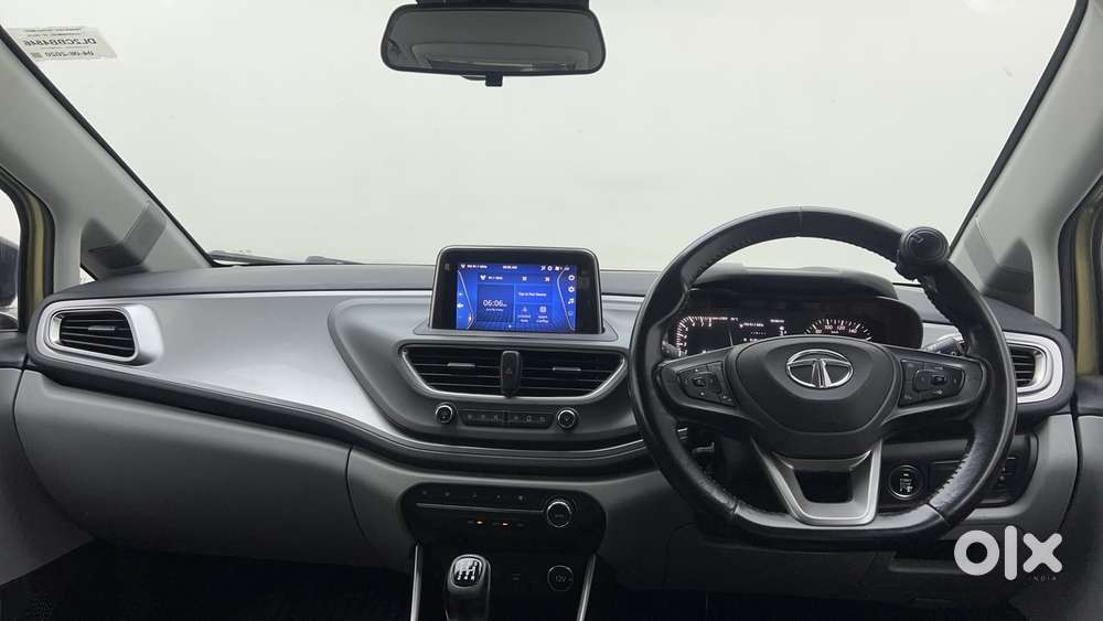 Tata Altroz Xz, 2020, Petrol