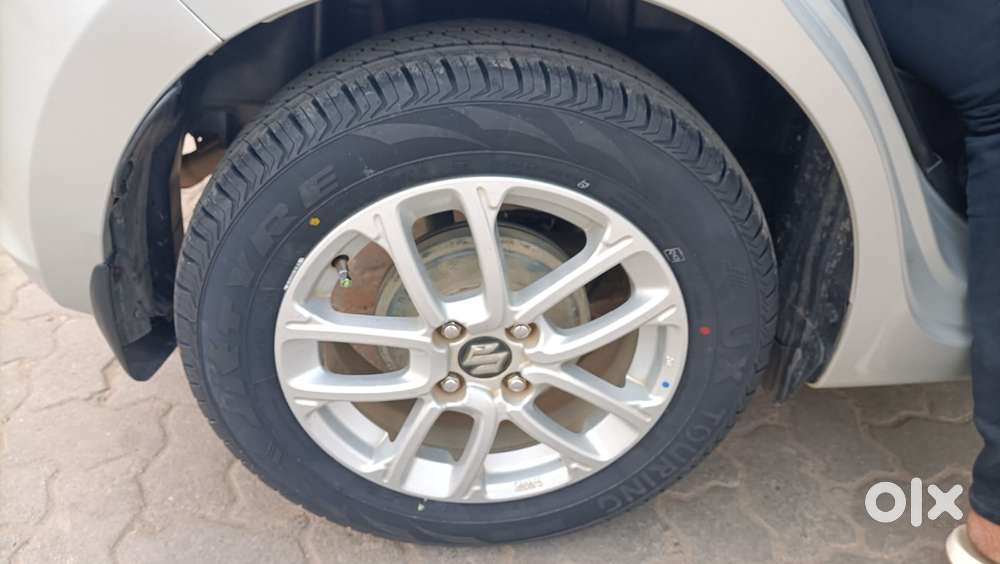 Maruti Suzuki Swift Vvt Zxi, 2023, Petrol