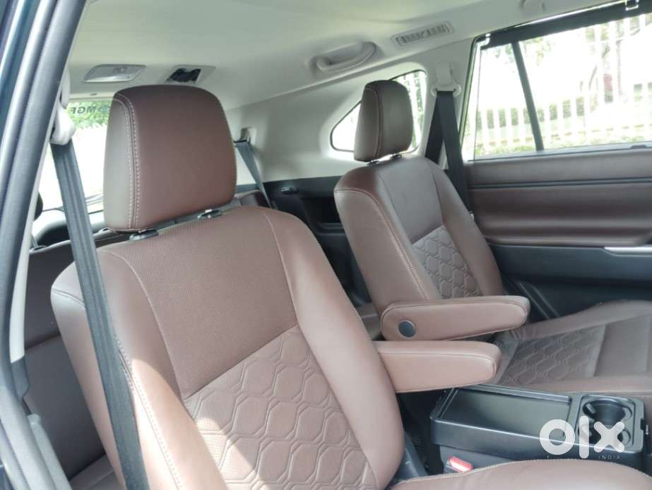 Toyota Innova Hycross Zx(o), 2025, Petrol