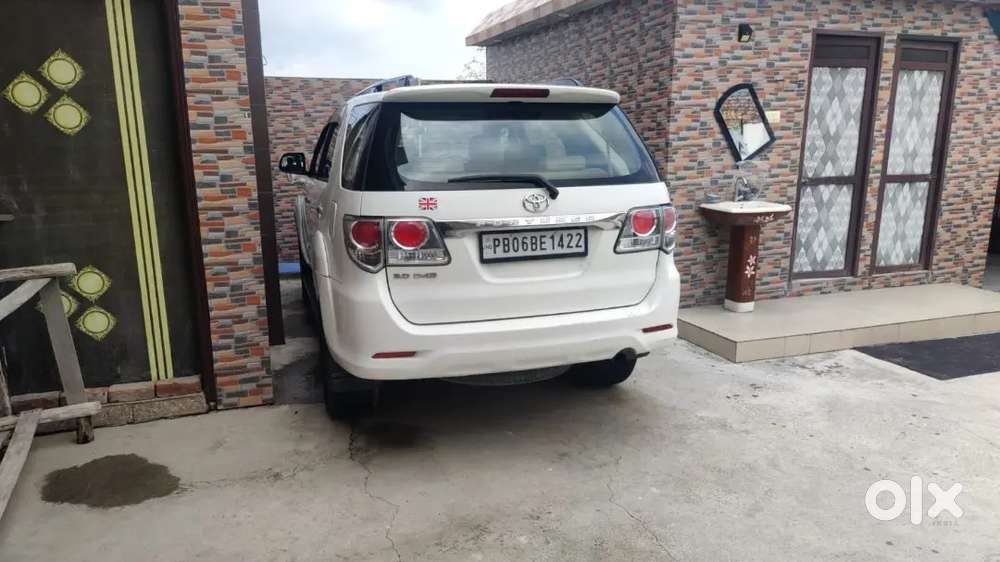 Toyota Fortuner 2013 Diesel Manual