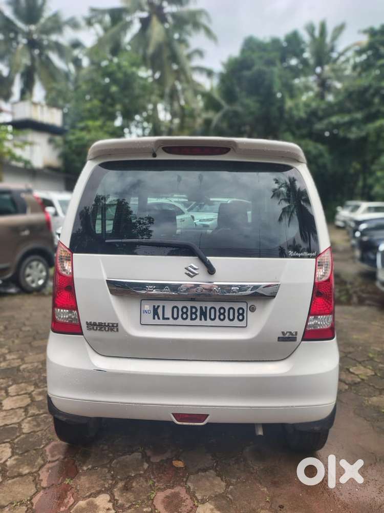 Maruti Suzuki Wagon R Vxi Amt1.2, 2017, Petrol