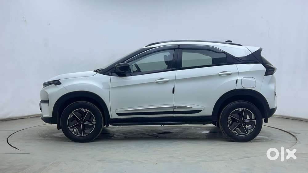 Tata Nexon Creative Plus S 1.2 Revotron Petrol 6 Amt, 2023, Petrol
