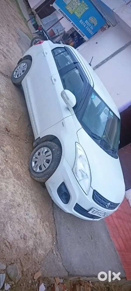 Maruti Suzuki Dzire 2014 Petrol Well Maintained