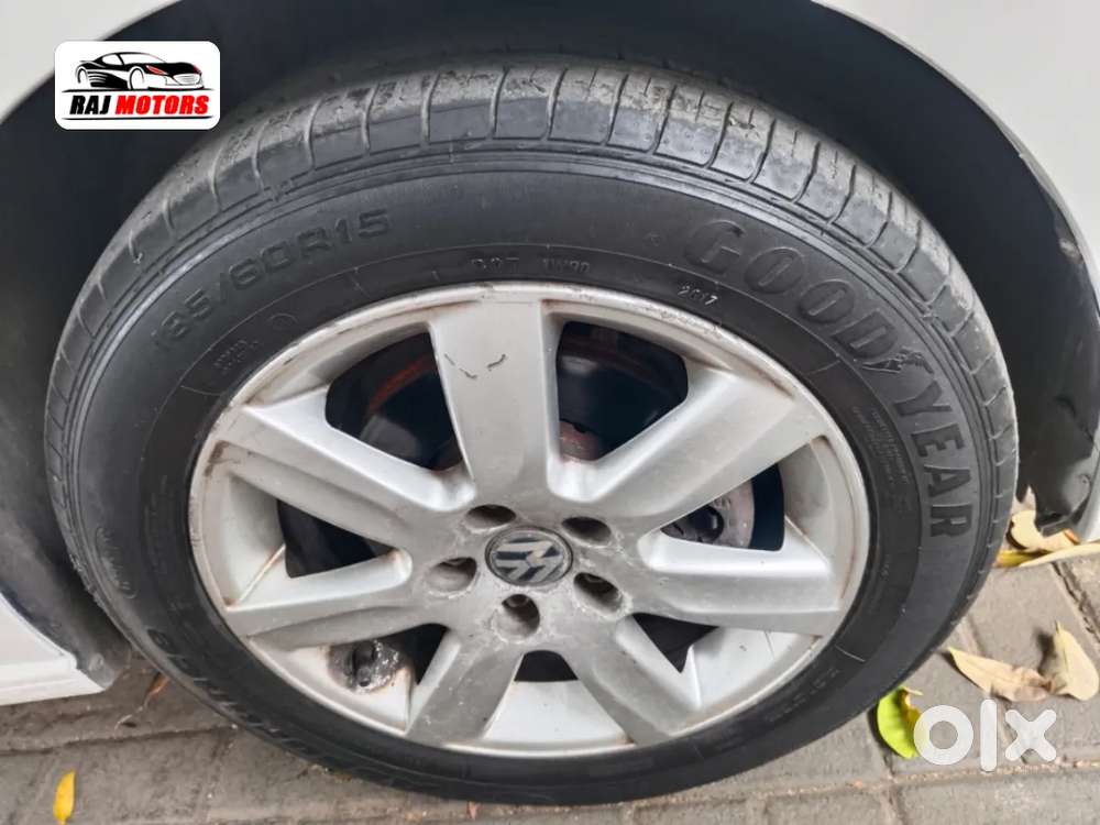 Volkswagen Vento Petrol Highline At, 2011, Petrol