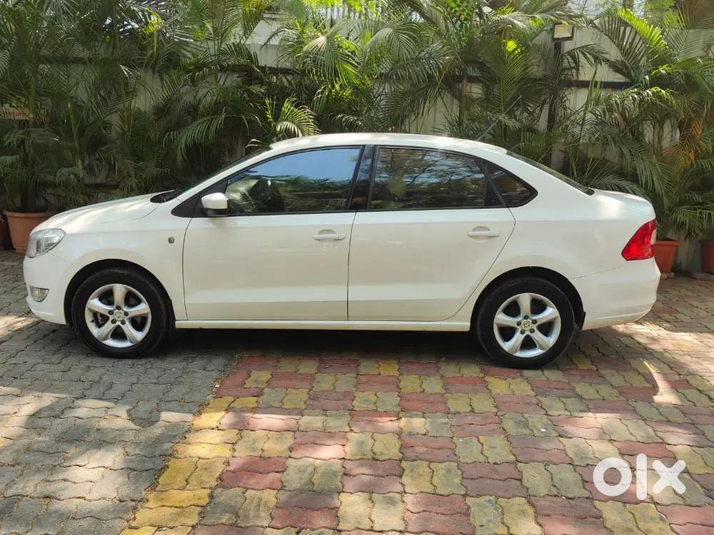 Skoda Rapid Elegance Plus 2012