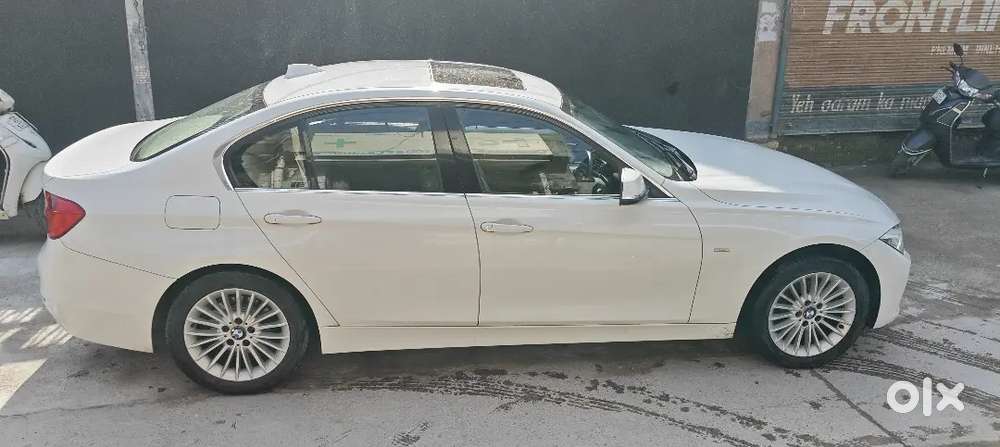 Bmw 3 Series 2.0 2015 Luxury Line 320d