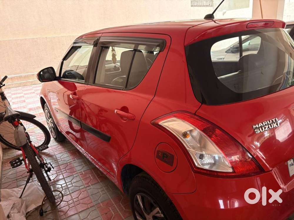 Swift Petrol Vxi Optional 2017 Make