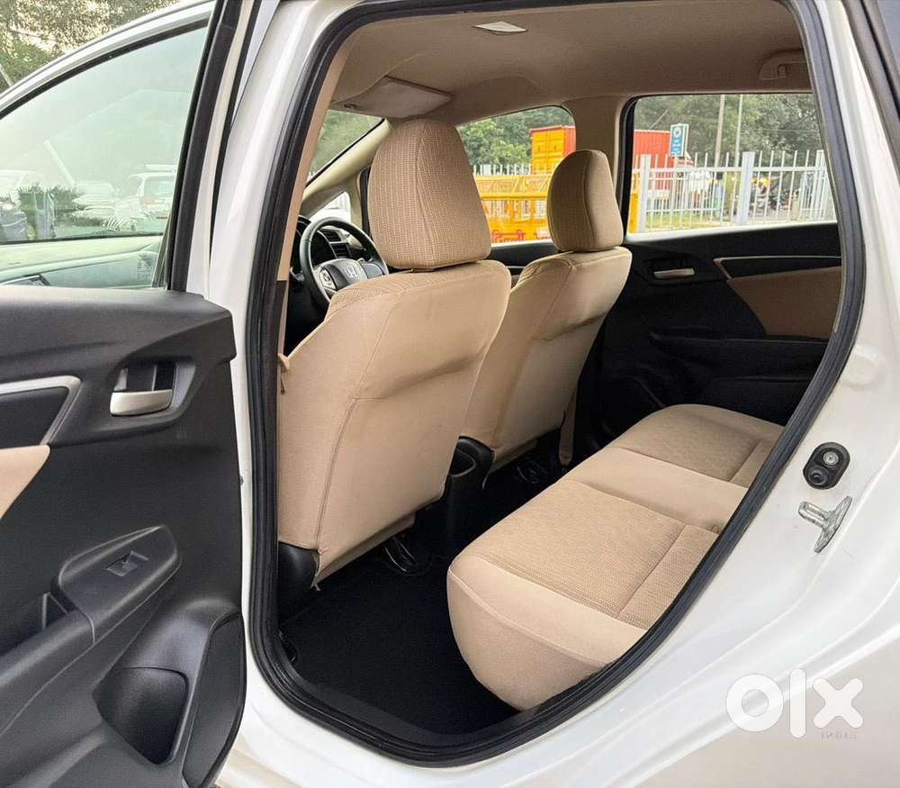 Honda Jazz V Cvt, 2018, Petrol