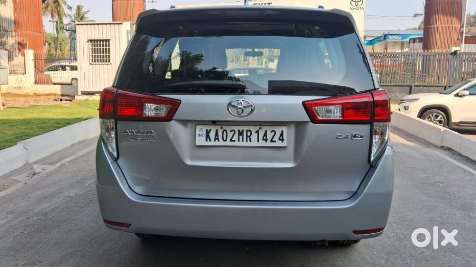 Toyota Innova Crysta 2.4 G Mt 7 Str, 2020