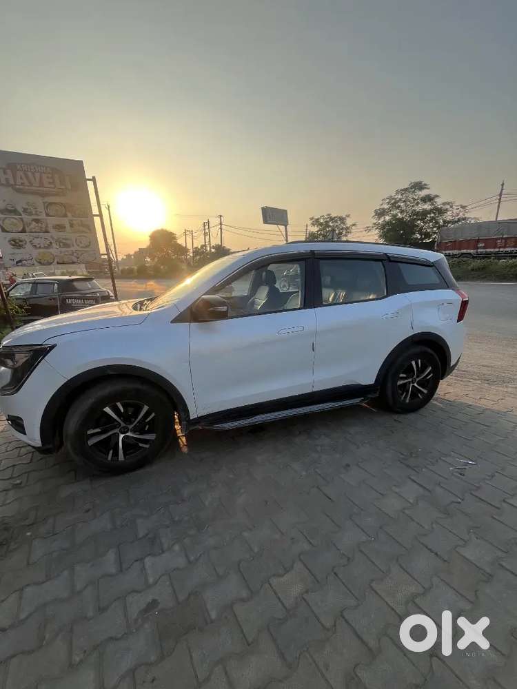 Mahindra Xuv700 2022 Diesel 85000 Km Driven