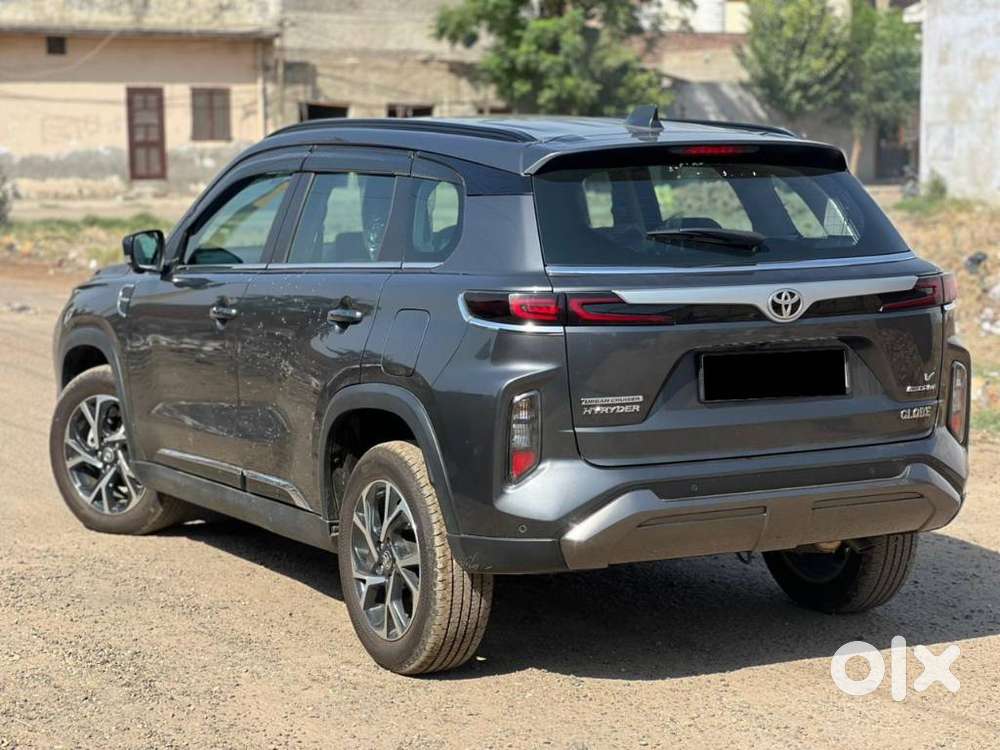 Toyota Urban Cruiser Hyryder 1.5 V Neo Drive At, 2023, Petrol