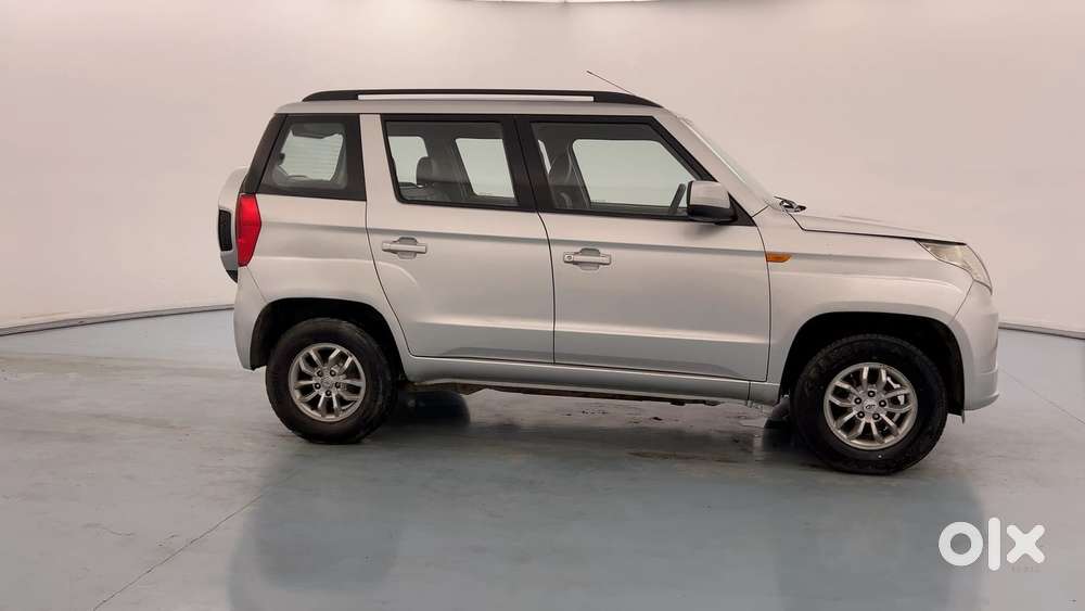 Mahindra Tuv 300 T8, 2015, Diesel