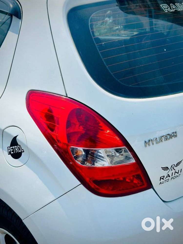 Hyundai I20 1.2 Asta, 2010, Cng & Hybrids