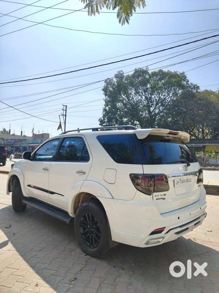Toyota Fortuner 2011-2016 4x4 Mt, 2014, Diesel