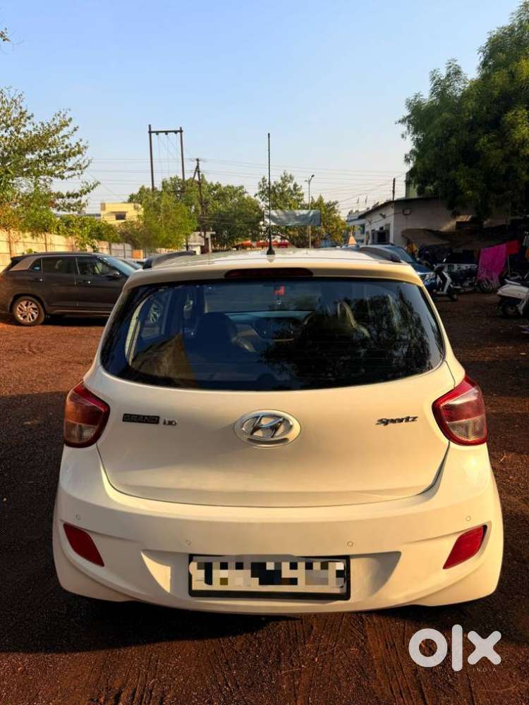 Hyundai Grand I10 Sportz O 1.2, 2016, Petrol