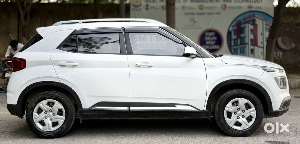 Hyundai Venue S 1.2 Petrol, 2019, Cng & Hybrids