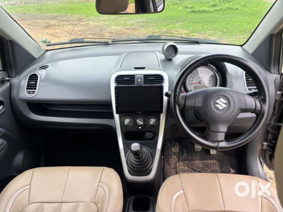 Maruti Suzuki Ritz Vxi, 2011, Petrol