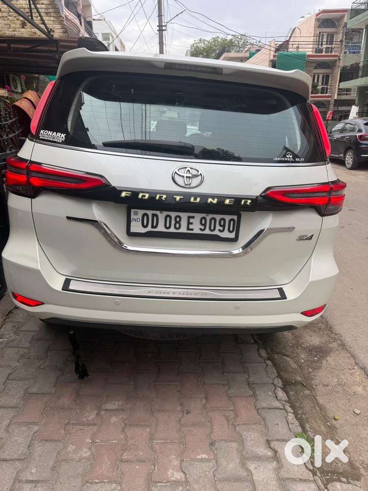 Toyota Fortuner 2016