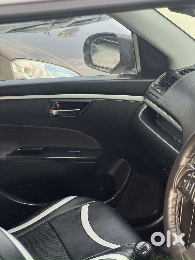 Maruti Suzuki Swift Vvt Zxi, 2013, Petrol