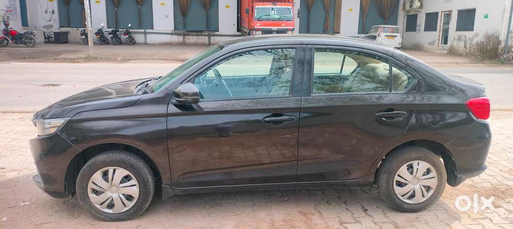 Honda Amaze 1.2 V I-vtec Mt, 2019, Petrol
