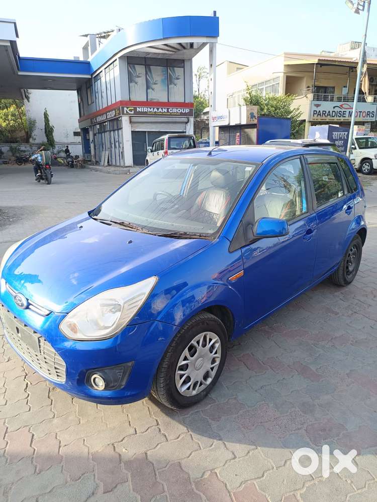 Ford Figo 1.2 Duratec Petrol Zxi, 2013