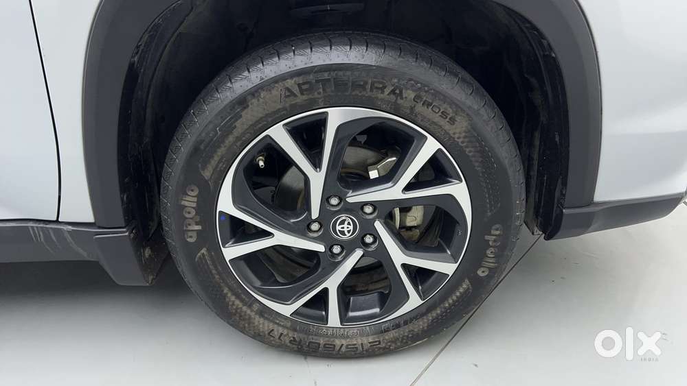 Toyota Urban Cruiser Hyryder V Hybrid Aero Edition, 2023