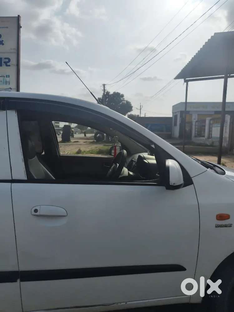 Hyundai I10 Magna 2010 Car