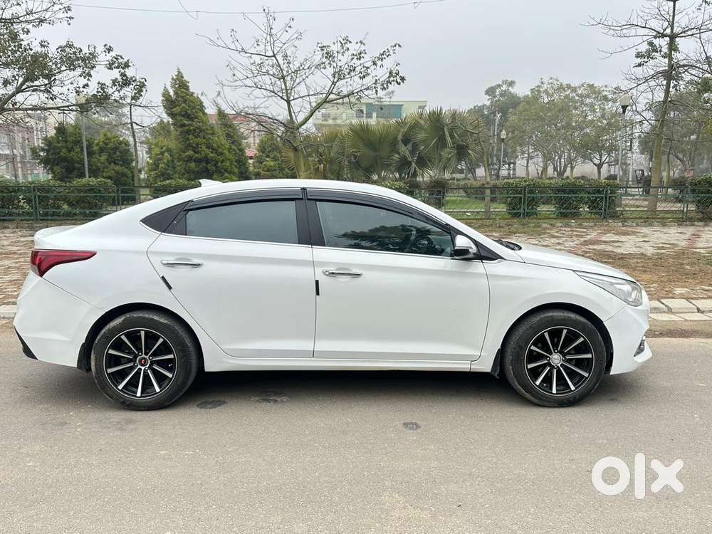 Hyundai Verna 1.5 Sx Petrol Mt, 2018, Petrol