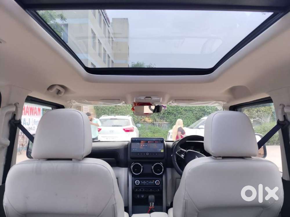 Mahindra Thar Roxx Ax7 L Diesel At 2wd, 2026, Diesel