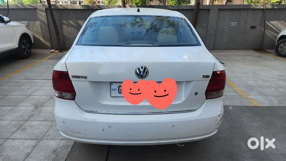 Volkswagen Vento 1.2 Highline Auto 2015 Petrol 86000 Km