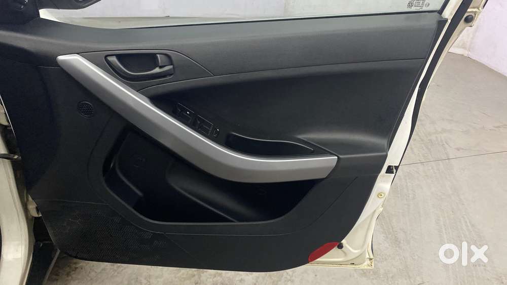 Tata Nexon 1.5 Revotorq Xm, 2020, Diesel