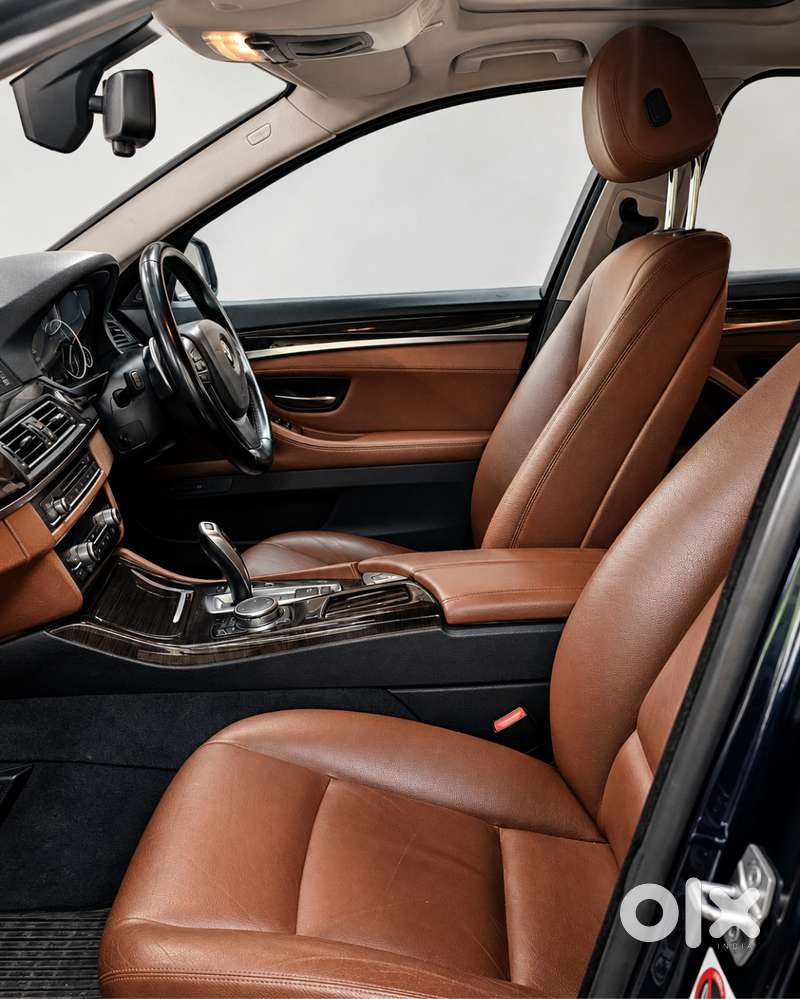 Bmw 520d Luxury Line  1st Owner  Genuine 28,600 Km  Bmw History