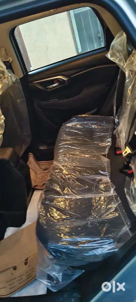 Toyota Urban Cruiser 2025 Cng & Hybrids 940 Km Driven