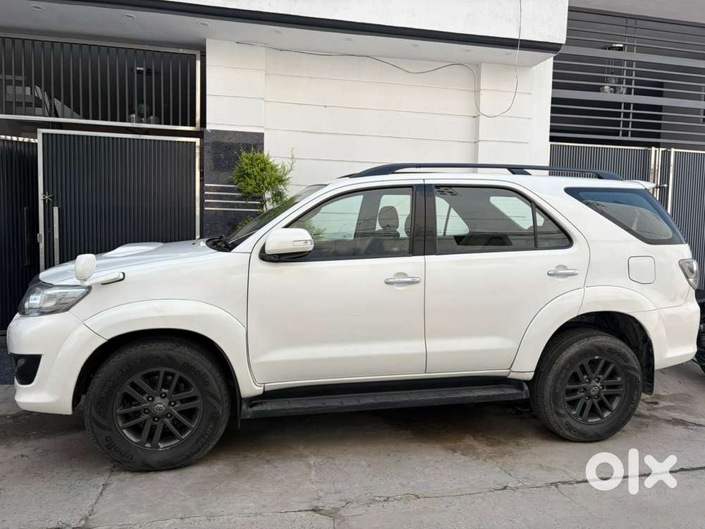 Toyota Fortuner Diesel 2013