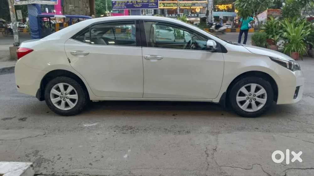 Toyota Corolla Altis 1.8 G, 2015, Petrol