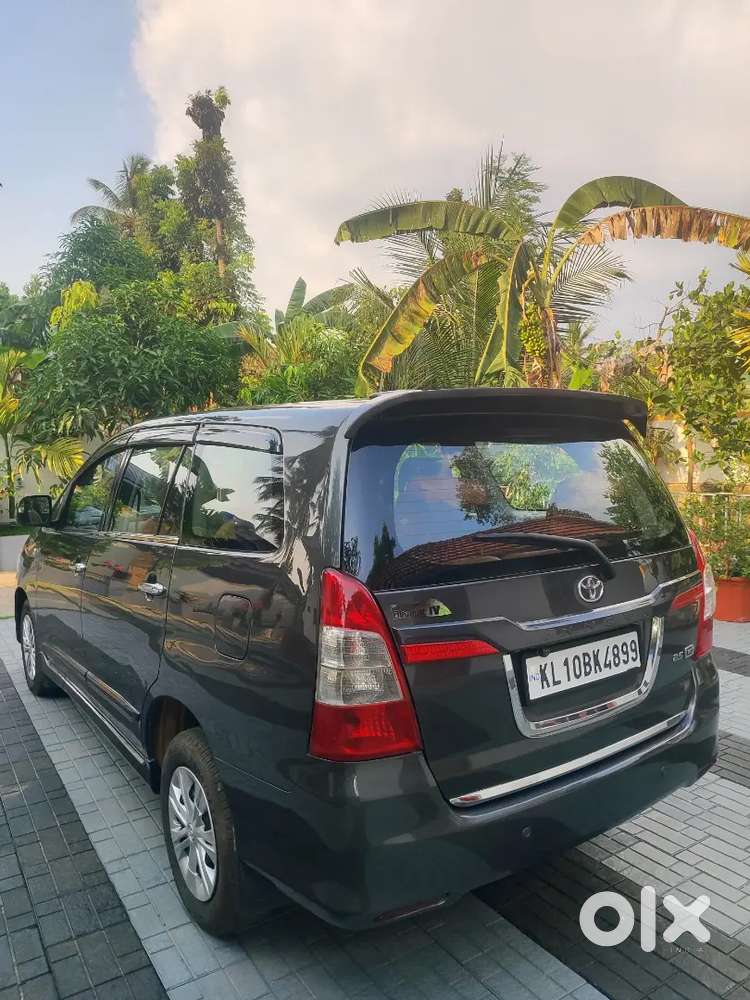 Toyota Innova 2015 Diesel Well Maintained