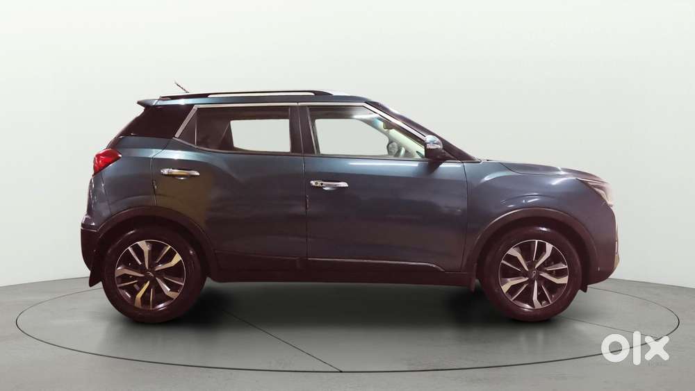 Mahindra Xuv300 W8 Option, 2020, Cng & Hybrids