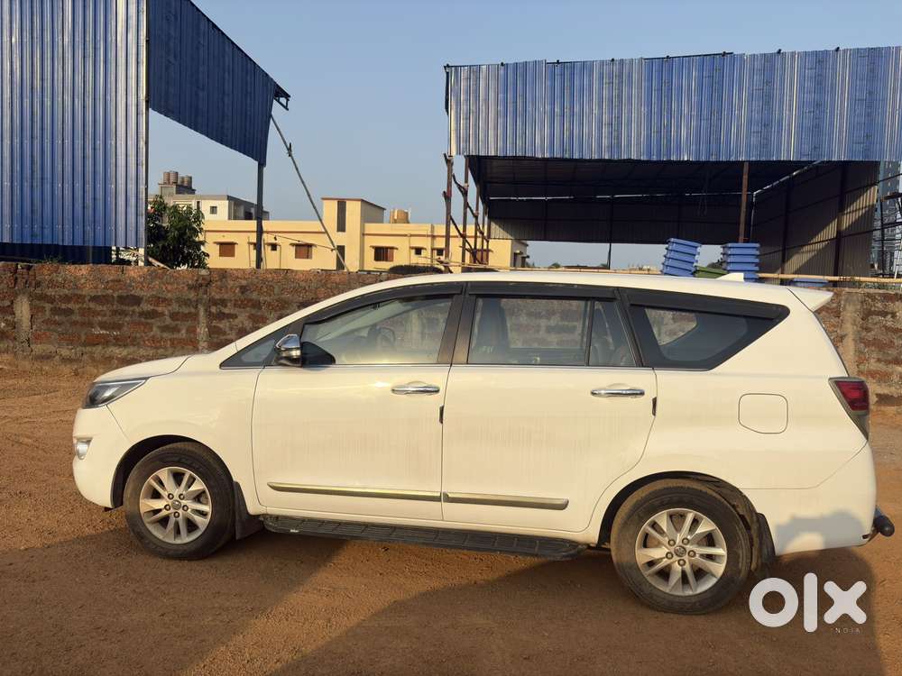 Toyota Innova Crysta 2.8 Zx At, 2017, Diesel