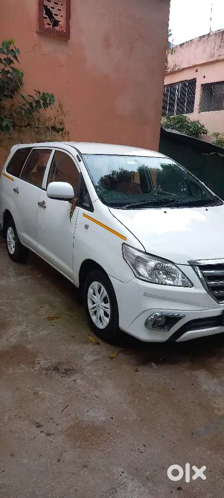 Toyota Innova 2.5 G4 2015