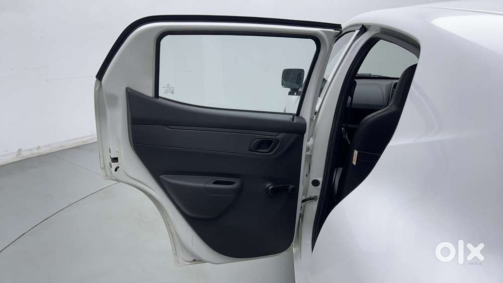 Renault Kwid Rxe, 2016, Petrol