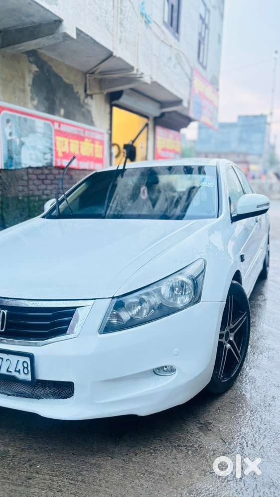 Honda Accord 2.4 At 2009 Year