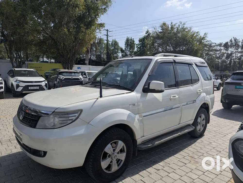 Tata Safari Strome