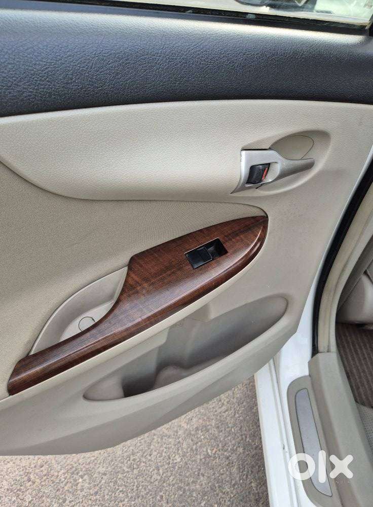 Toyota Corolla Altis 2010-2013 Diesel D4dg, 2011, Diesel