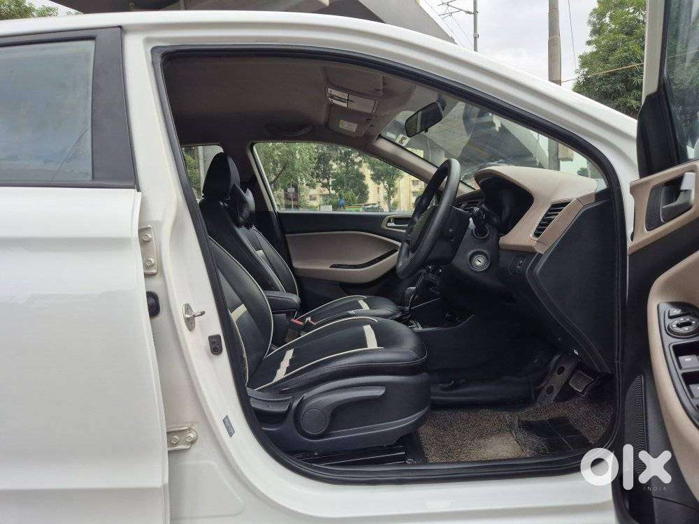 Hyundai Elite I20 1.2 Sportz Plus Vtvt Cvt, 2019, Petrol