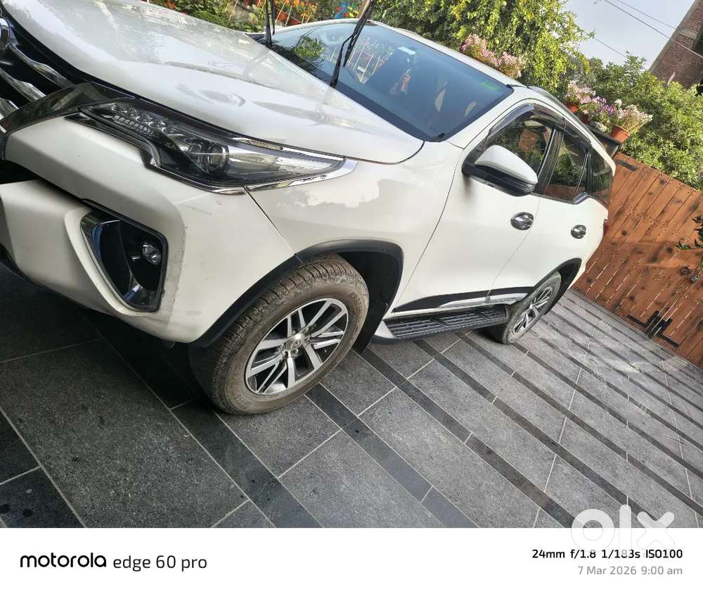 Toyota Fortuner 2017 Diesel 193000 Km Driven