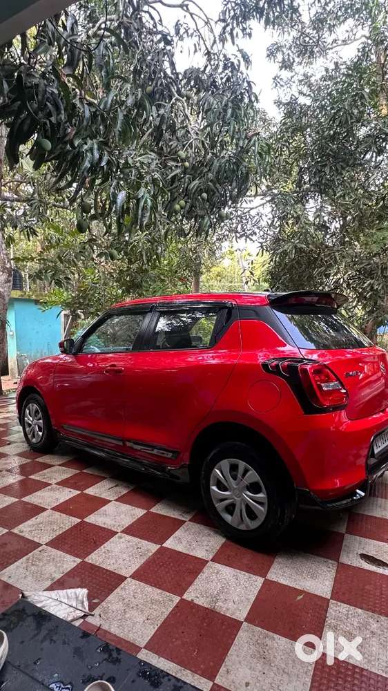 Maruti Suzuki Swift 2023 Petrol 27500 Km Driven
